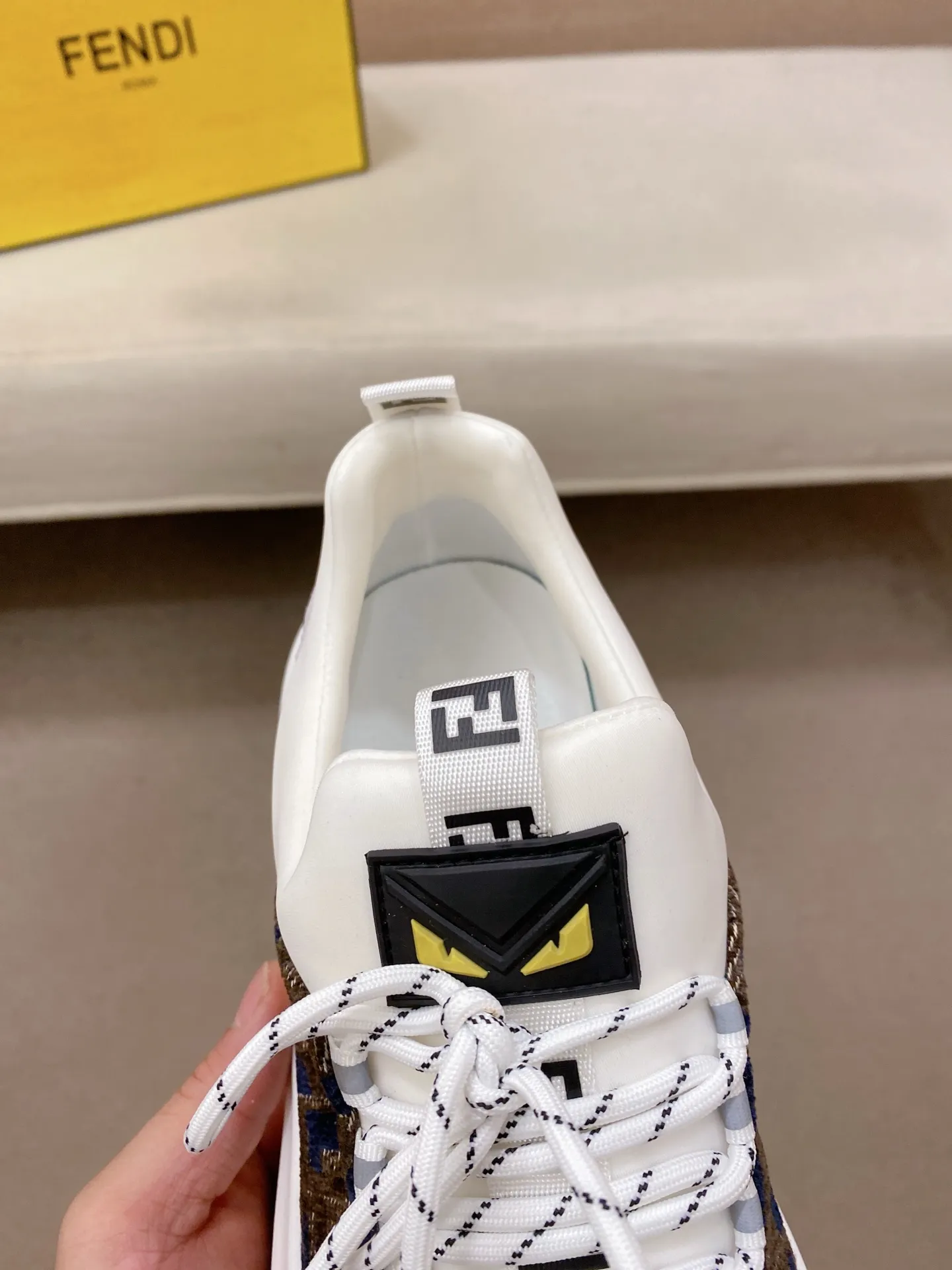 Men's shoes 💰 462💰 (fendi) New style 👊🏻 upper 🇮🇹 imported cowhide fabric 🇩🇪 lining imported sheepskin lining. The original outsole is molded to highlight the identity of every man, and the upper foot is elegant and stable🚶🏻🚶🏻The high-end custom counters reproduce the original version📯No matter the wind or rain, the shoe last remains unchanged and can withstand the verification of time🔍️,🔵 Size: 38-44